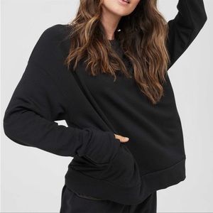 AERIE OFFLINE Black OTT Fleece Oversized
Crewneck Sweatshirt size xxl